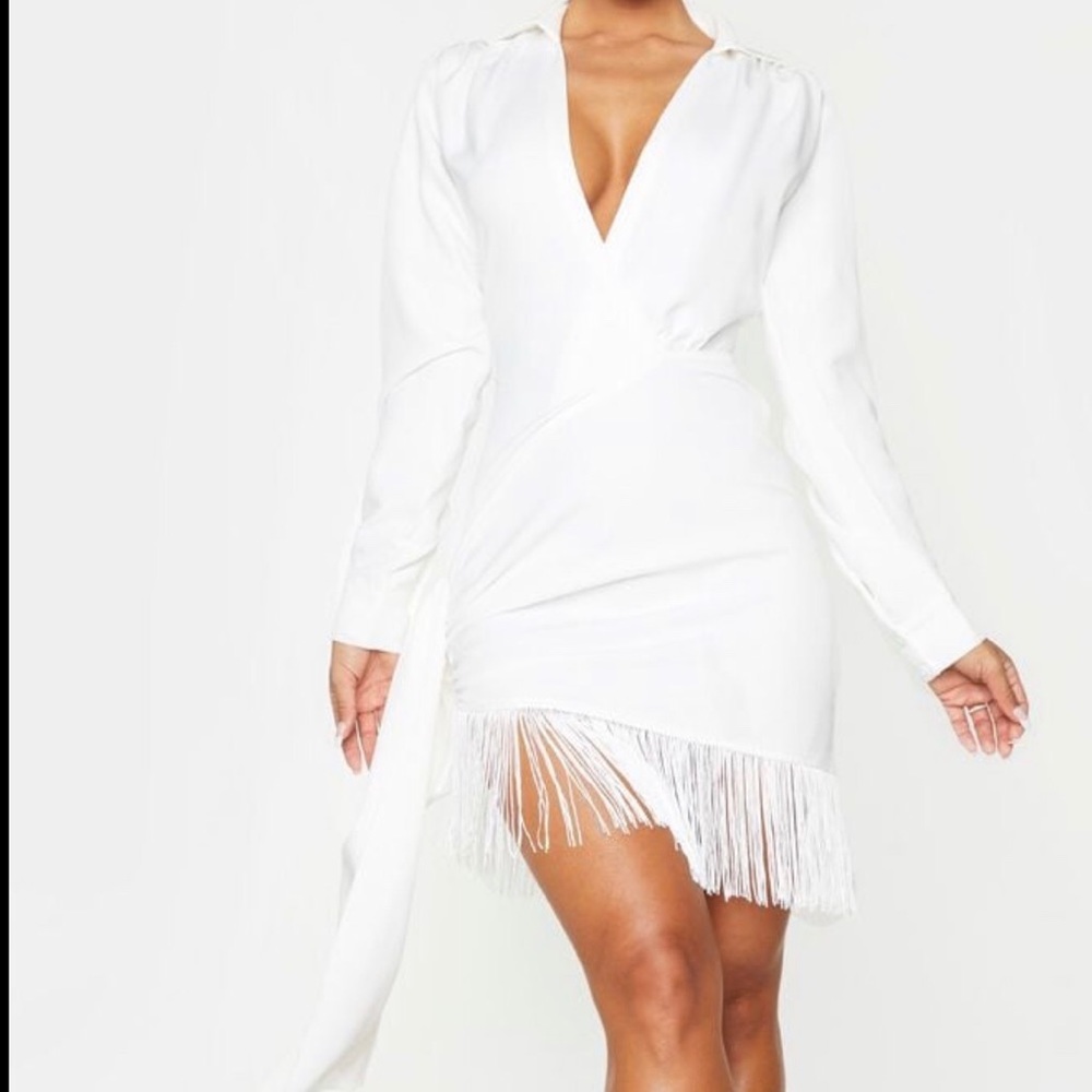 White long sleeve tassel dress